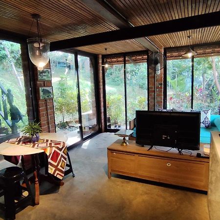 S'Ekar Pinang Langkawi Bed & Breakfast ปันไตเจอนัง ภายนอก รูปภาพ